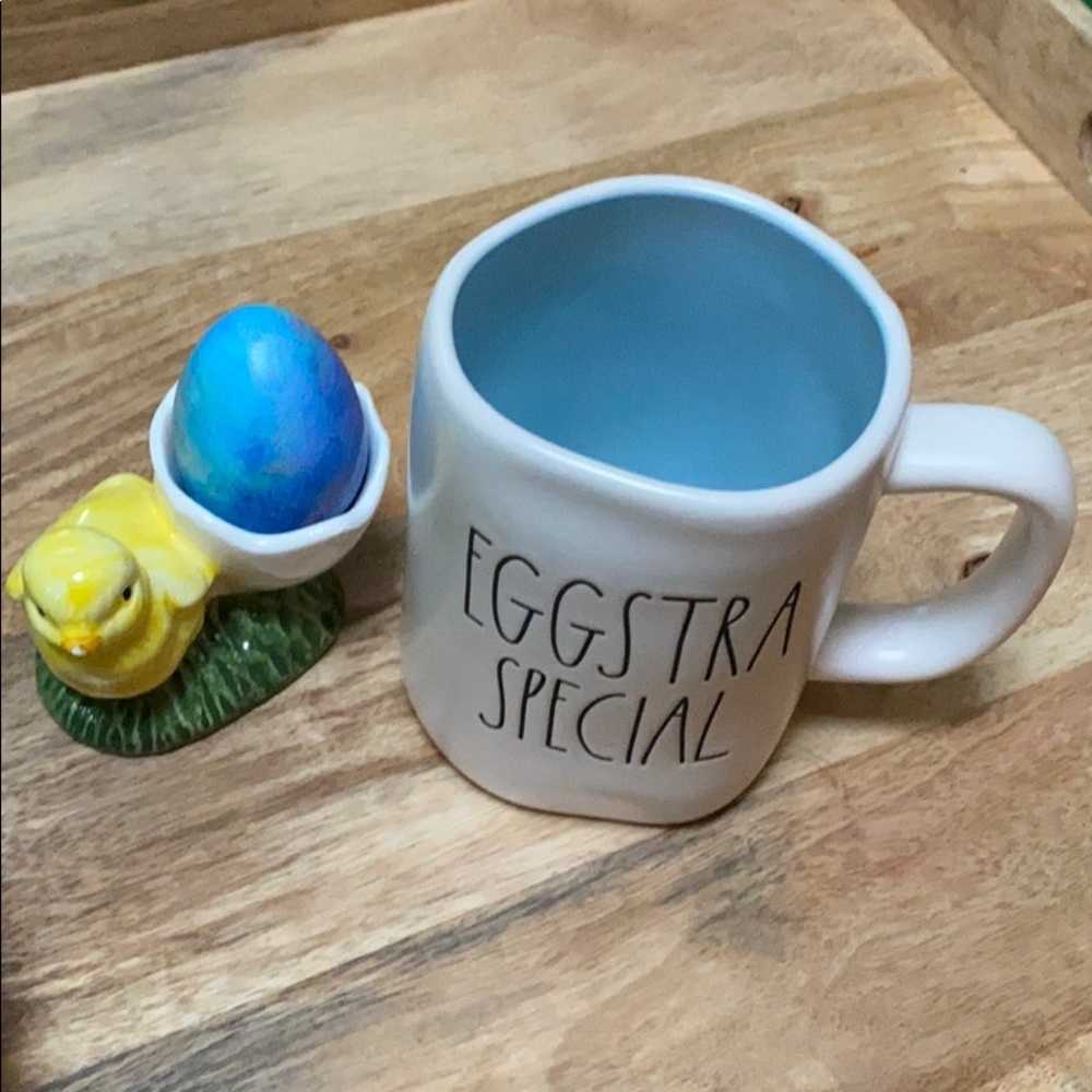 🐣RAE DUNN Mug “EGGSTRA SPECIAL”